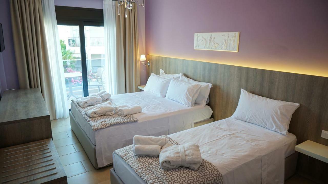 Agnes Deluxe Hotel Пефкохори Екстериор снимка