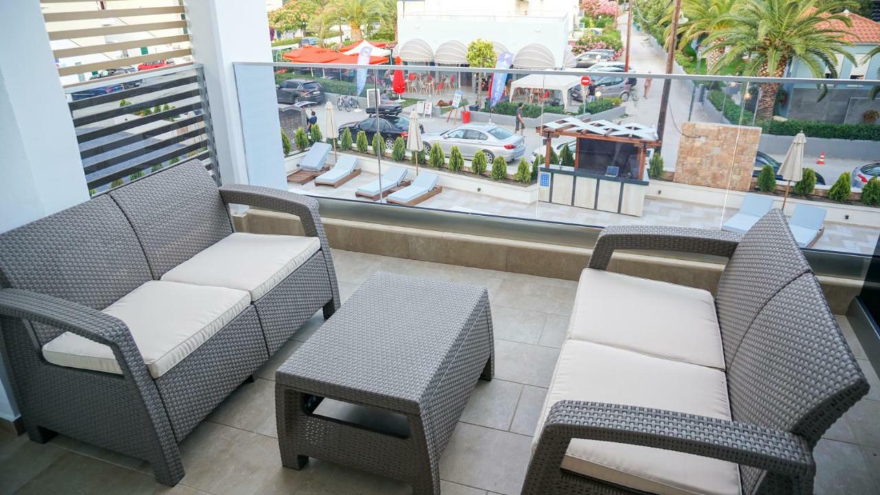 Agnes Deluxe Hotel Пефкохори Екстериор снимка
