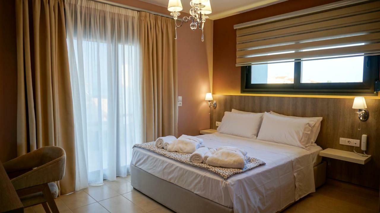 Agnes Deluxe Hotel Пефкохори Екстериор снимка
